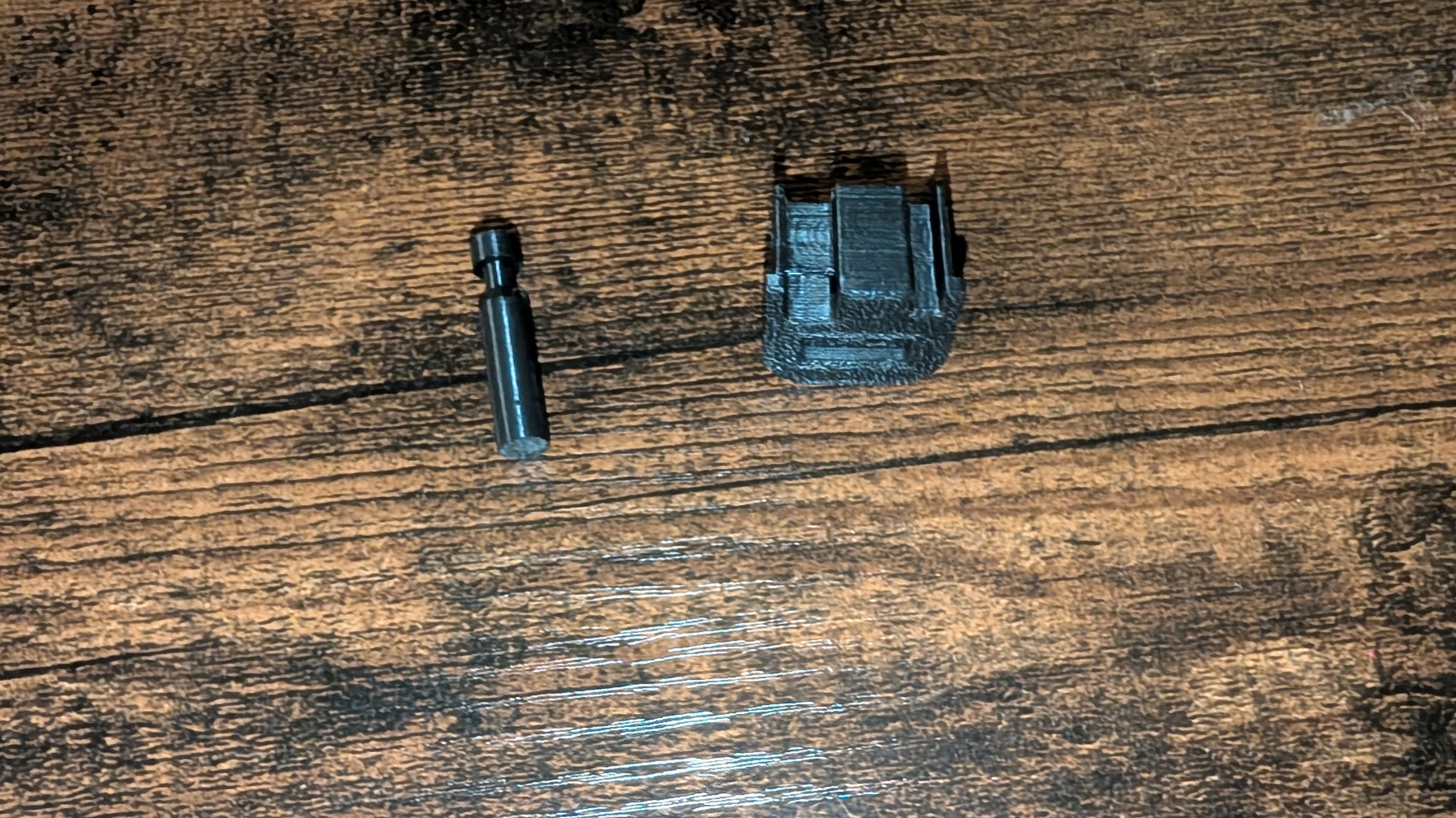 Novelty switch back plate for airsoft glocks