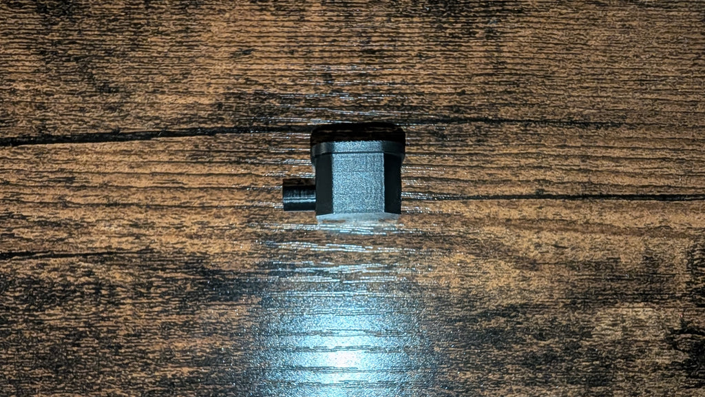 Novelty switch back plate for airsoft glocks