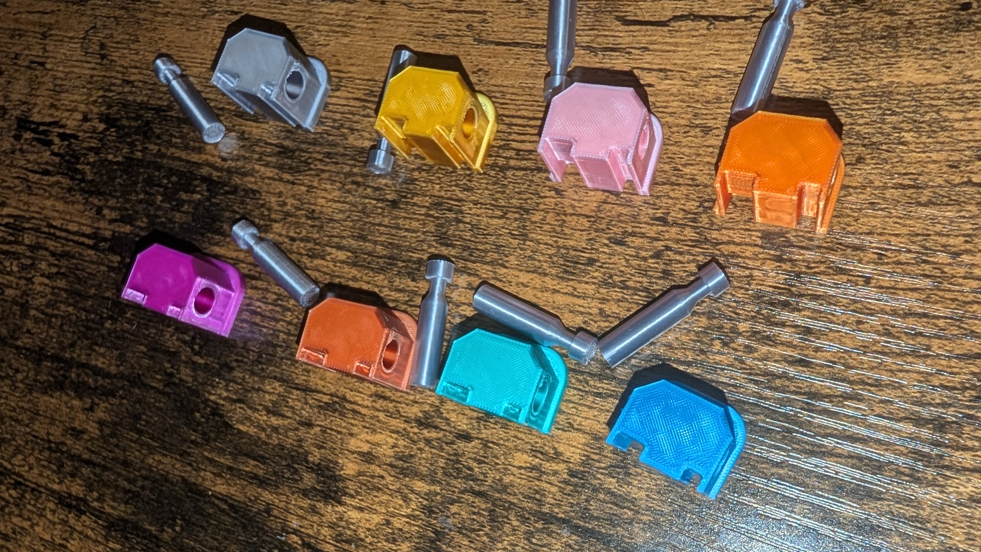 Novelty switch back plate for airsoft glocks